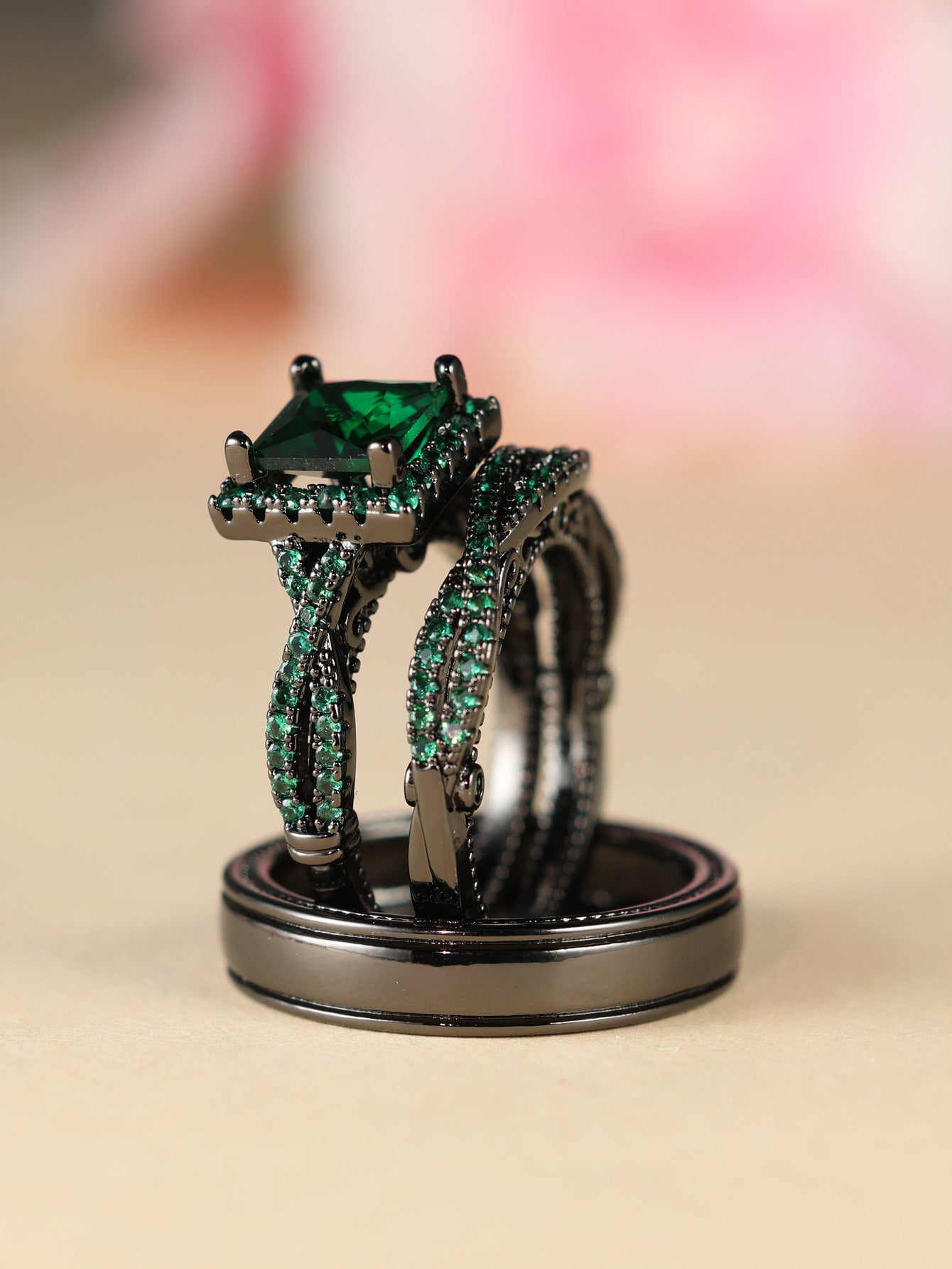 Fashion Commuter Zircon Female Ring Suit